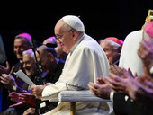 Papa a Marsiglia: “Chi rischia la vita in mare non invade, cerca accoglienza”