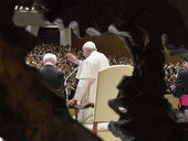 Papa all’udienza: Benedetto XVI, “maestro di catechesi”