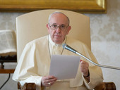 Papa all’udienza: “La Chiesa non è un mercato o un partito politico”
