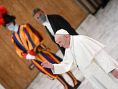 Papa all’udienza: “No all’ateismo pratico, l’ateismo di tutti i giorni”