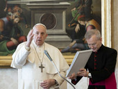 Papa all’udienza: “Preghiamo il Signore della vita di fermare la minaccia della morte”