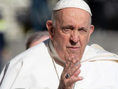 Papa all’udienza: “Suscitare propositi di pace in chi ha responsabilità politiche”