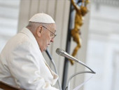 Papa Francesco: a Commissione tutela minori, “lasciamoci scuotere da sofferenza vittime. Non accada mai che non vengano accolte e ascoltate”