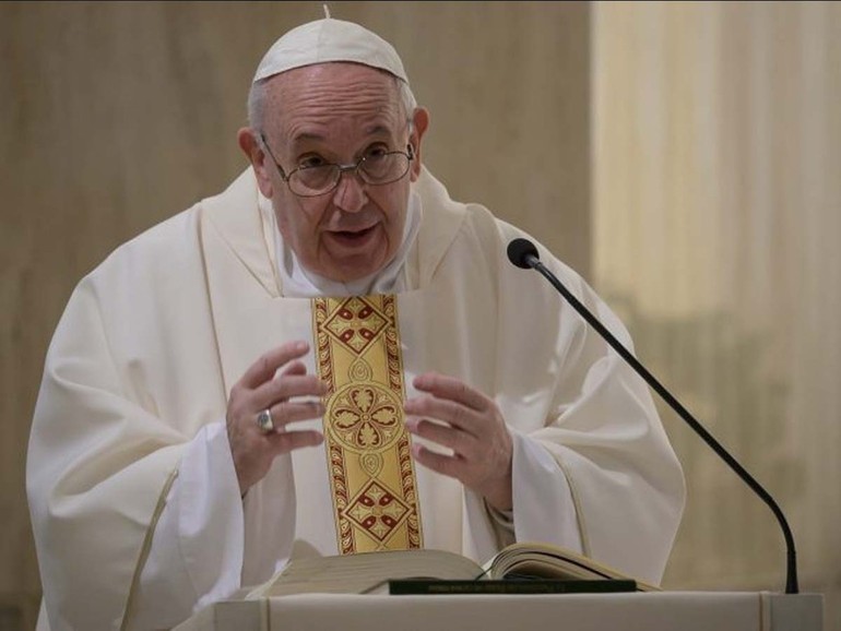 Papa Francesco: a Convitto S. Luigi dei Francesi, “i preti superman finiscono male, tutti”