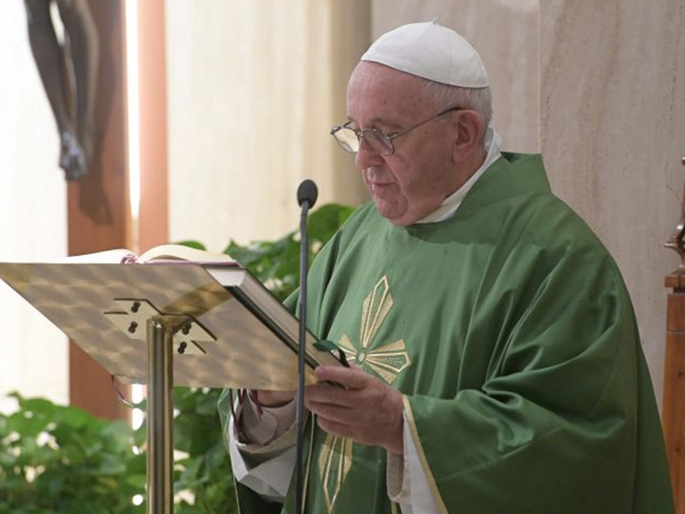 Papa Francesco: a Santa Marta, “l’autorità non è comandare ma essere coerente e dare testimonianza” Papa Francesco: a Santa Marta, “l’autorità non è comandare ma essere coerente e dare testimonianza”