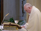 Papa Francesco: a Santa Marta, “preghiamo per gli artisti, senza il bello non si può capire il Vangelo”