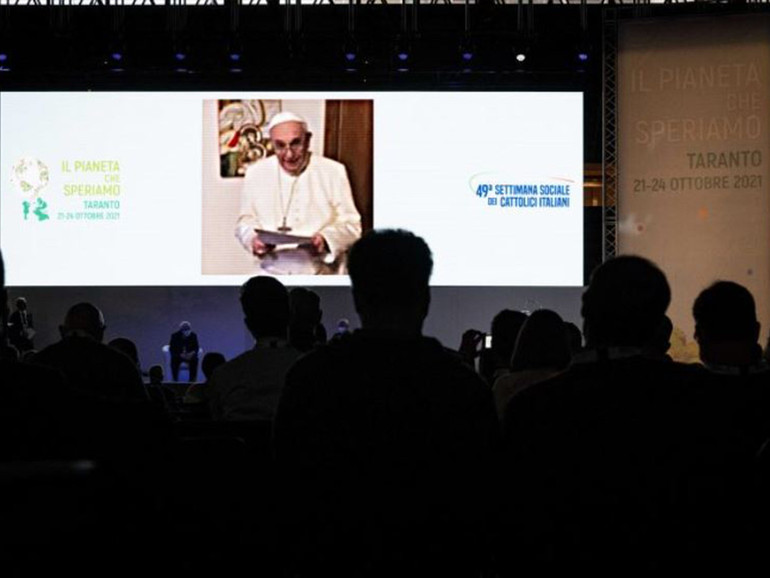 Papa Francesco: “Ai cattolici italiani è richiesto un pò più di coraggio”