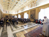 Papa Francesco: ai giornalisti, “la vostra missione è spiegare il mondo”