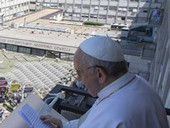 Papa Francesco: al Gemelli, “chiediamo la grazia di appassionarci all’uomo che soffre”