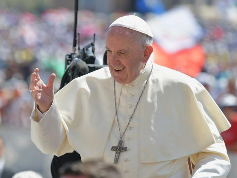Papa Francesco: Angelus, “è bene non fare il male, ma è male non fare il bene”