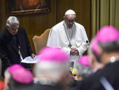 Papa Francesco apre l'incontro in Vaticano sugli abusi. Curare le gravi ferite che lo scandalo della pedofilia ha causato”