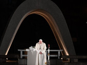 Papa Francesco: “armi nucleari inadeguate a rispondere in modo efficace alle grandi minacce odierne alla pace”