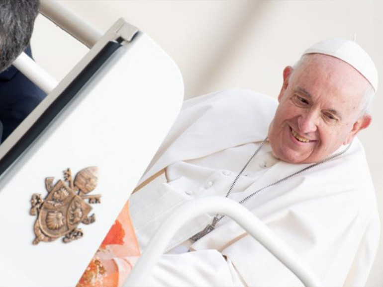 Papa Francesco: Bruni, “domani rientra a Santa Marta, ieri sera ha mangiato una pizza” Papa Francesco: Bruni, “domani rientra a Santa Marta, ieri sera ha mangiato una pizza”