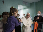 Papa Francesco: Bruni, “nel pomeriggio si è recato al Bambino Gesù per visitare i bambini ricoverati arrivati dall’Ucraina”