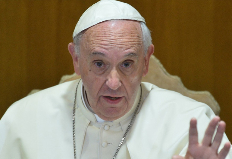 Papa Francesco ci invita a una preghiera che diventi azione. Capaci di misericordia