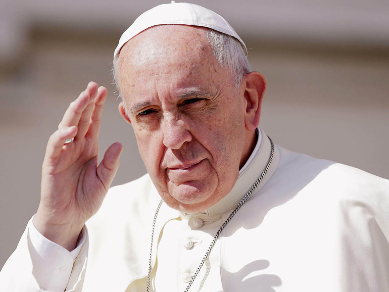 Papa Francesco, “l’ira di Dio si scatenerà sui responsabili di quei Paesi che parlano di pace e vendono le armi”