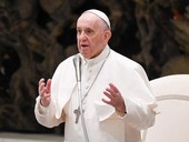 Papa Francesco: “la cultura non si lasci soggiogare dal mercato”