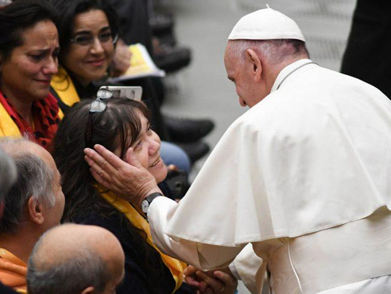 Papa Francesco: la vita non è “proprietà privata”, no ad “aziendalismo” e “profitto a ogni costo” Papa Francesco: la vita non è “proprietà privata”, no ad “aziendalismo” e “profitto a ogni costo”