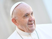 Papa Francesco: notte di Natale, “Dio arriva gratis”