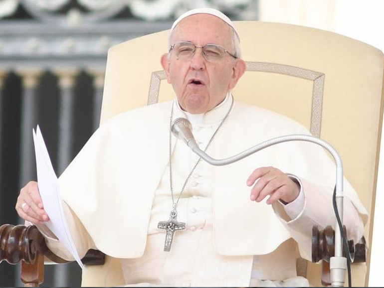 Papa Francesco: sopprimere la vita innocente non è mai “terapeutico” o “civile”