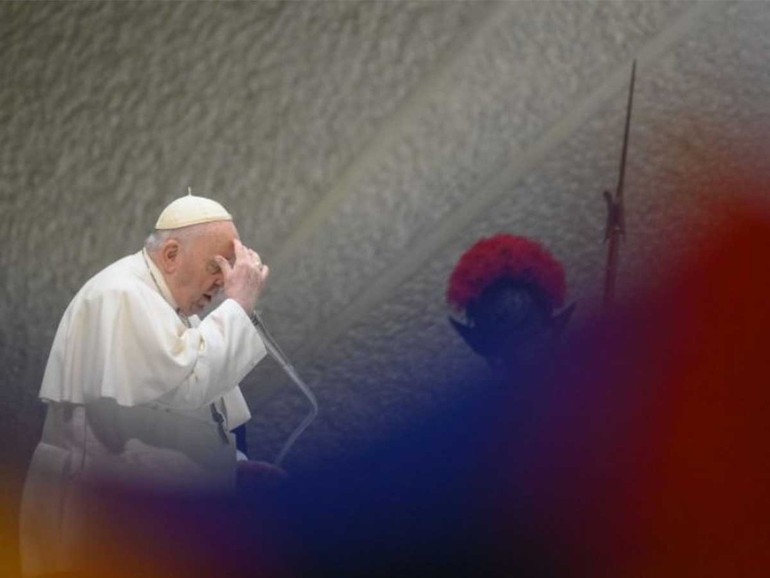 Papa Francesco: telegramma di cordoglio per le vittime dell’incidente ferroviario in Grecia Papa Francesco: telegramma di cordoglio per le vittime dell’incidente ferroviario in Grecia