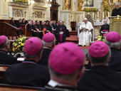 Papa in Canada: “Mai più abusi, diventare strumenti di riconciliazione e di pace”
