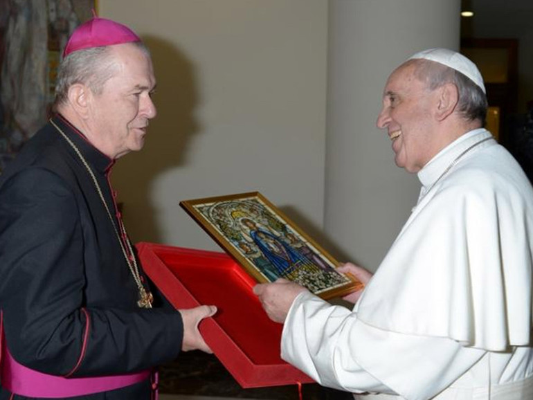 Papa in Romania. Mons. Robu (vescovi romeni): “Quel grido ‘unitate’ non si è mai spento”