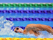 Paralimpiadi, il ghiaccio si rompe in piscina: le prime gare, il primo oro