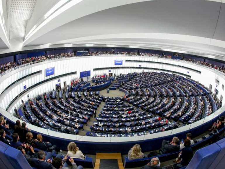Parlamento Ue: approvata risoluzione, condanna di Hamas, per Israele diritto alla difesa, assistenza alla popolazione di Gaza