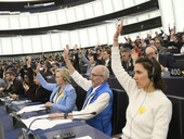 Parlamento Ue: iter in salita per il Patto migrazione e asilo. “Europa utile”: via libera a nuove normative