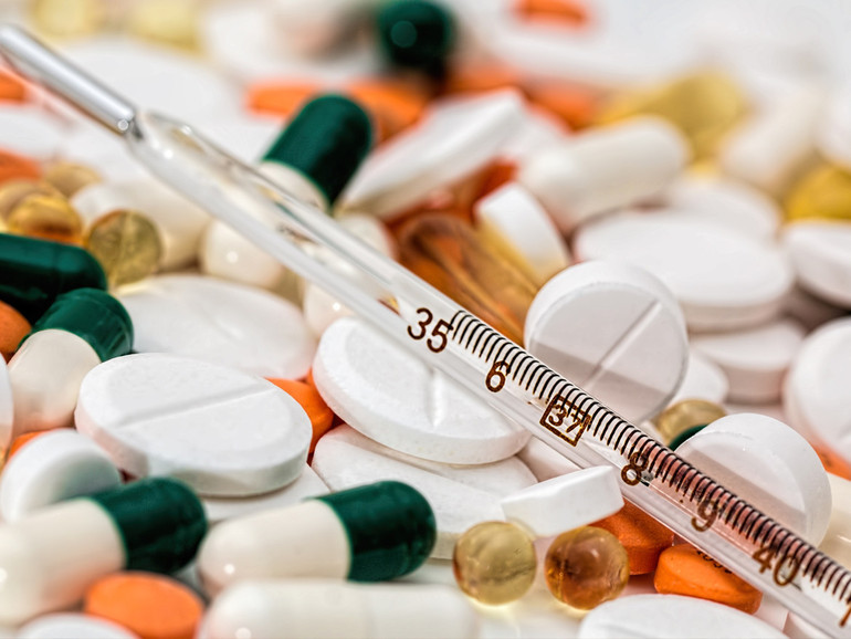 Povertà sanitaria: cresce il bisogno di farmaci e cure Povertà sanitaria: cresce il bisogno di farmaci e cure