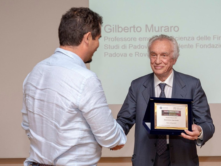 Premio Angelo Ferro. All'associazione "Agevolando" il premio per l'innovazione nell'economia sociale
