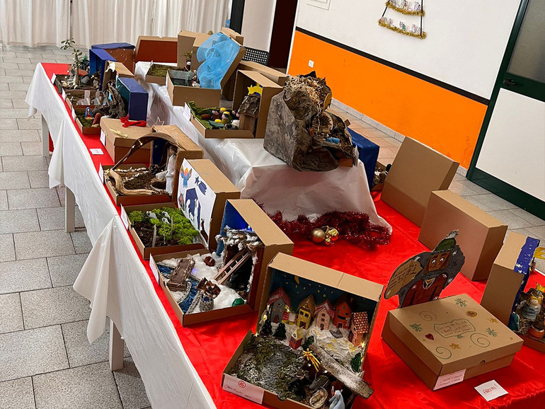 Presepe in scatola: l'idea geniale del Circolo Noi San Giovanni Bosco di Agna Presepe in scatola: l'idea geniale del Circolo Noi San Giovanni Bosco di Agna