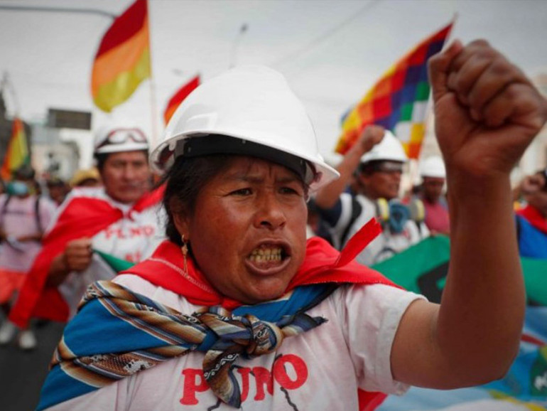 Proteste in Perù. Mons. Quispe: “Il risentimento sociale è la vera malattia, la Chiesa è pronta a fare la sua parte”