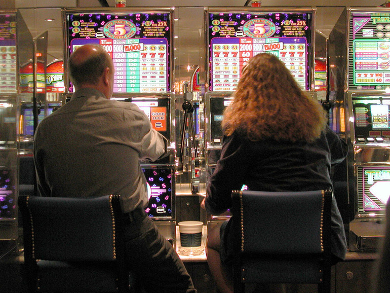 Pubblicità gioco d'azzardo, con le linee guida di Agcom non sparisce del tutto Pubblicità gioco d'azzardo, con le linee guida di Agcom non sparisce del tutto