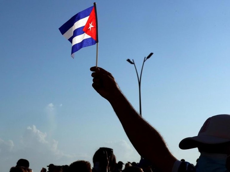 Quei cubani cattolici che dagli Usa pregano per i giovani che si ribellano