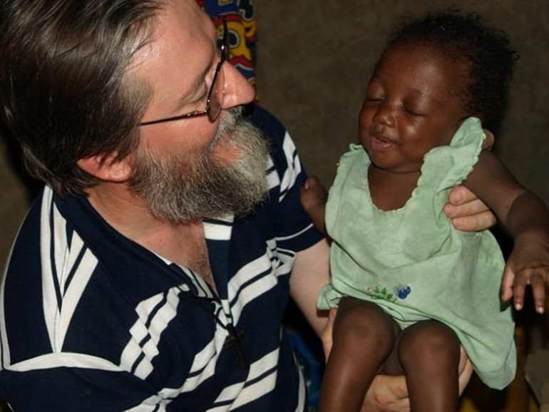 Rapito in Niger sacerdote italiano. Ecco una sua riflessione per la Pasqua: “Missione è fare esperienze forti di umanità”