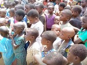 Repubblica Democratica Congo: padre Trasparano (missionario), “a Oicha 800 bambini orfani, genitori massacrati davanti ai loro occhi”