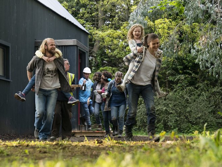 RomaFF15: “Herself” denuncia la condizione di donne vittime di violenze domestiche. A Roma anche “The Reason I Jump”, film sull’autismo RomaFF15: “Herself” denuncia la condizione di donne vittime di violenze domestiche. A Roma anche “The Reason I Jump”, film sull’autismo