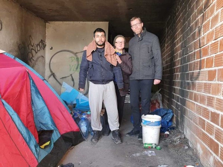 Rotta balcanica, oltre duecento minori viaggiano soli. La dura vita dei bambini migranti in attesa del “game” Rotta balcanica, oltre duecento minori viaggiano soli. La dura vita dei bambini migranti in attesa del “game”