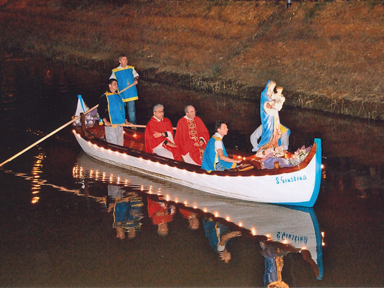 Sabato 28 maggio. A Lova processione della Madonna in barca