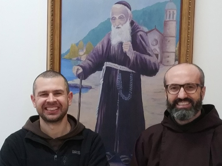 Sabato 9 gennaio 2021 il vescovo Claudio ordina diaconi i cappuccini fra Riccardo Pagot e fra Marco Reginato Sabato 9 gennaio 2021 il vescovo Claudio ordina diaconi i cappuccini fra Riccardo Pagot e fra Marco Reginato