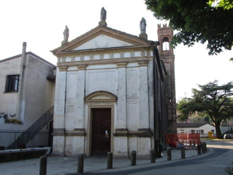 Sagra di Montericco. L'antica chiesetta dedicata al Carmine è radice della festa.