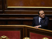 Silvio Berlusconi: dalle costruzioni ai successi con il Milan, dalla tv privata a Forza Italia. Tre volte a Palazzo Chigi