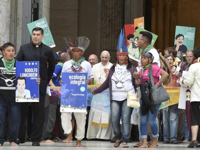 Sinodo per l’Amazzonia: “la Chiesa si assuma la responsabilità di difendere i popoli indigeni”