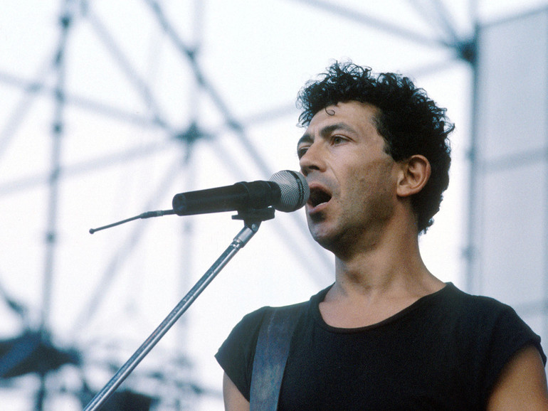 Sono solo canzonette? Quando le canzoni diventano l’anticamera della letteratura Sono solo canzonette? Quando le canzoni diventano l’anticamera della letteratura