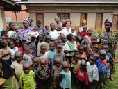 Sos Onlus. Dal 1989 più di 4 mila bimbi africani seguiti. Compie 30 anni l'associazione nata a Santa Rita 