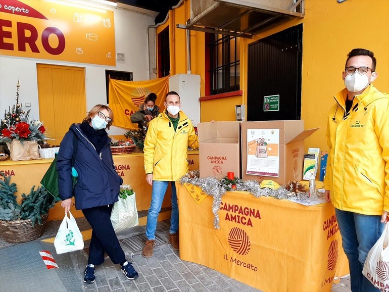 Spesa sospesa: gara di solidarietà al mercato di Campagna Amica Padova