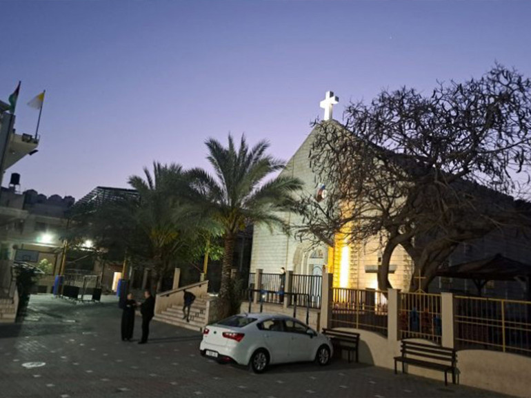 Striscia di Gaza: la parrocchia latina ha celebrato l’inizio dell’Avvento. Suor Saleh, “verso il Natale armati di fede in Gesù Salvatore”