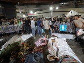 Striscia di Gaza: strage all’ospedale anglicano Al-Ahli Arabi. Wcc: “Crimine di guerra. Attacco punizione collettiva”